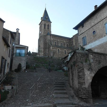 Gite Des Monts Saint-Izaire Экстерьер фото