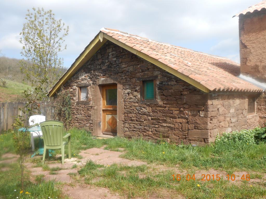 Gite Des Monts Saint-Izaire Экстерьер фото